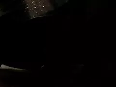 Nessa a divano lesbiche amatoriali mature